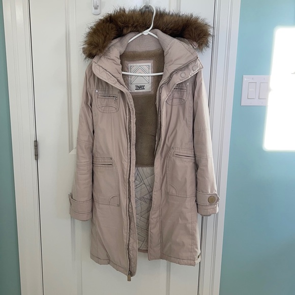 TNA Summit Parka - Picture 1 of 10